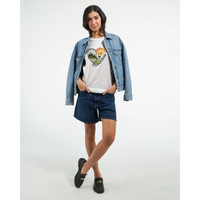 Load image into Gallery viewer, cb2a567f-b7da-4032-b76d-0da3e4e80875
